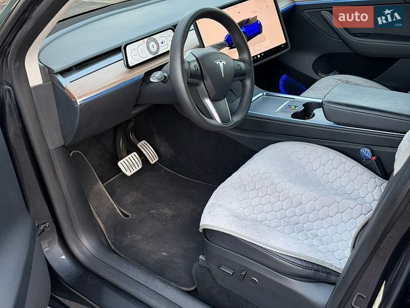 Позашляховик / Кросовер Tesla Model Y 2024 в Черкасах