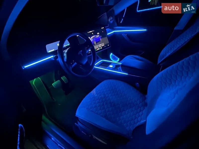 Позашляховик / Кросовер Tesla Model Y 2024 в Черкасах