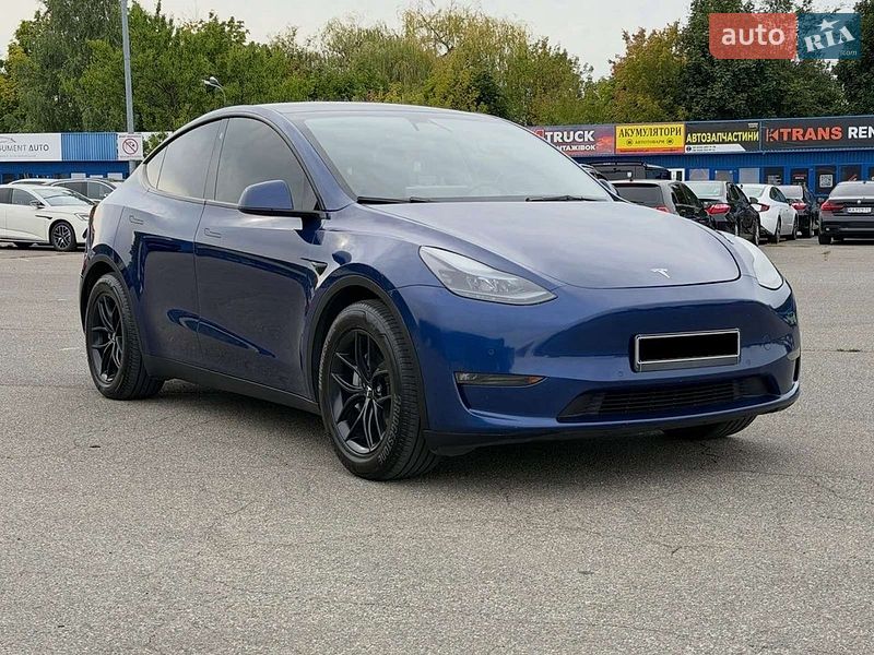 Позашляховик / Кросовер Tesla Model Y 2021 в Києві