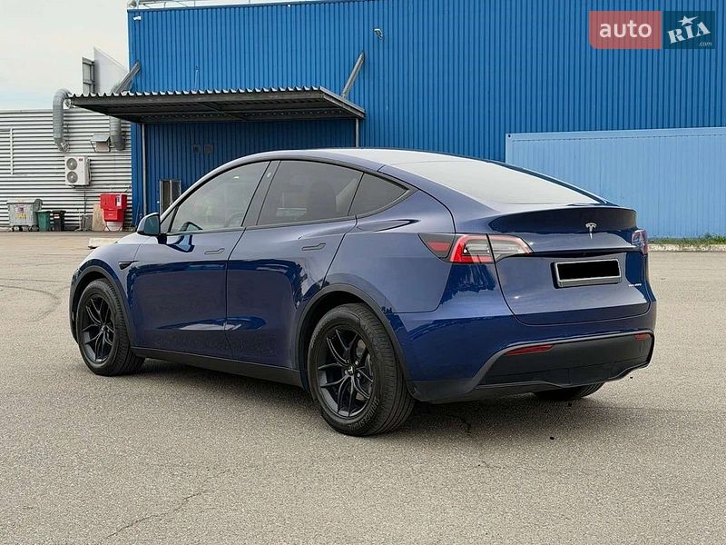 Позашляховик / Кросовер Tesla Model Y 2021 в Києві