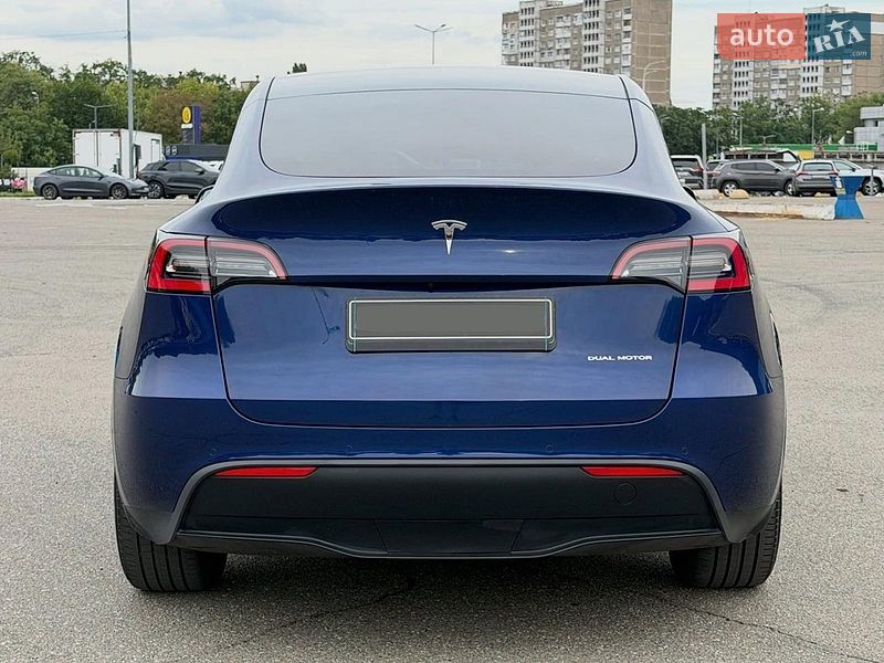 Позашляховик / Кросовер Tesla Model Y 2021 в Києві