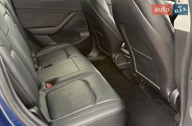 Позашляховик / Кросовер Tesla Model Y 2021 в Києві