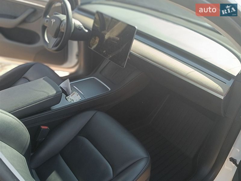 Позашляховик / Кросовер Tesla Model Y 2022 в Сквирі фото 10 Позашляховик / Кросовер Tesla Model Y 2022 в Сквирі