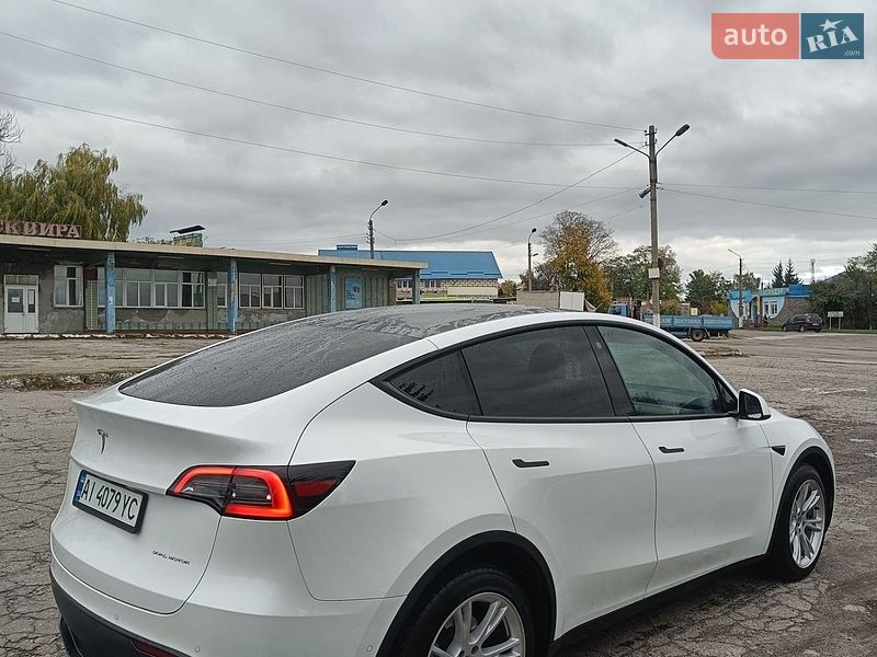 Позашляховик / Кросовер Tesla Model Y 2022 в Сквирі фото 4 Позашляховик / Кросовер Tesla Model Y 2022 в Сквирі