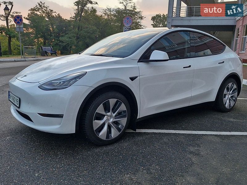 Tesla Model Y 2021 Tesla Model Y 2021