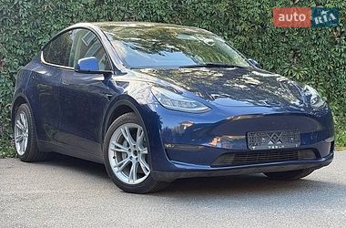 Tesla Model Y  2022