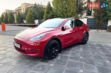 Tesla Model Y  2022