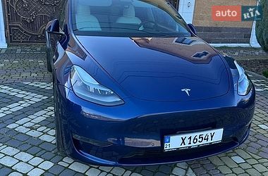 Tesla Model Y  2022