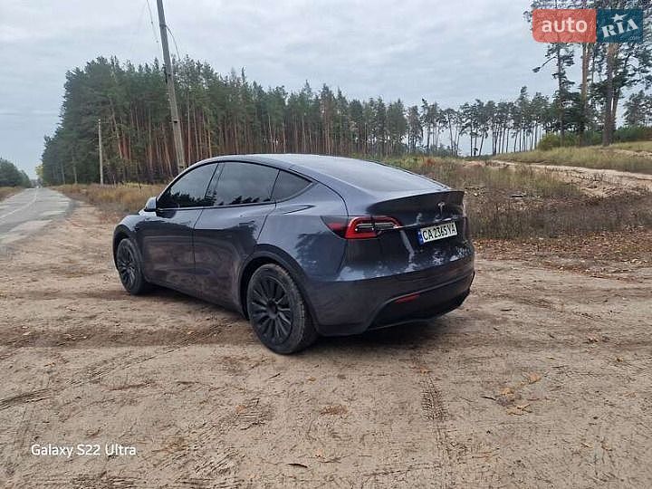 Позашляховик / Кросовер Tesla Model Y 2021 в Львові