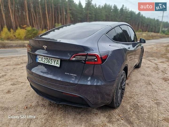 Позашляховик / Кросовер Tesla Model Y 2021 в Львові