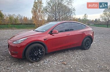 Позашляховик / Кросовер Tesla Model Y 2023 в Бучі