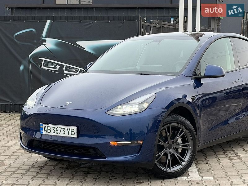 Позашляховик / Кросовер Tesla Model Y 2023 в Львові фото 5 Позашляховик / Кросовер Tesla Model Y 2023 в Львові