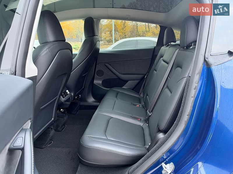 Позашляховик / Кросовер Tesla Model Y 2023 в Львові фото 15 Позашляховик / Кросовер Tesla Model Y 2023 в Львові