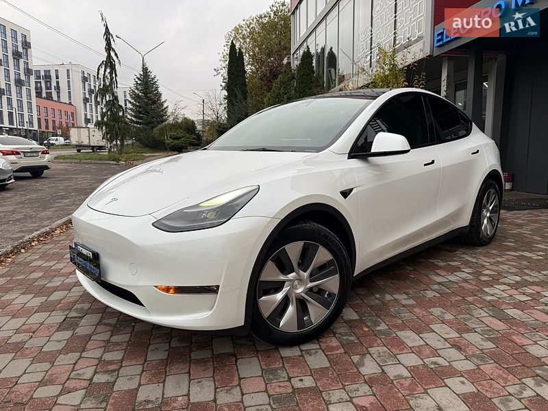 Tesla Model Y 2023 Tesla Model Y 2023