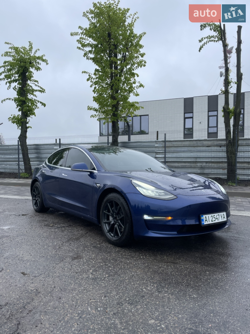 2020 Tesla Model 3 - фото 1
