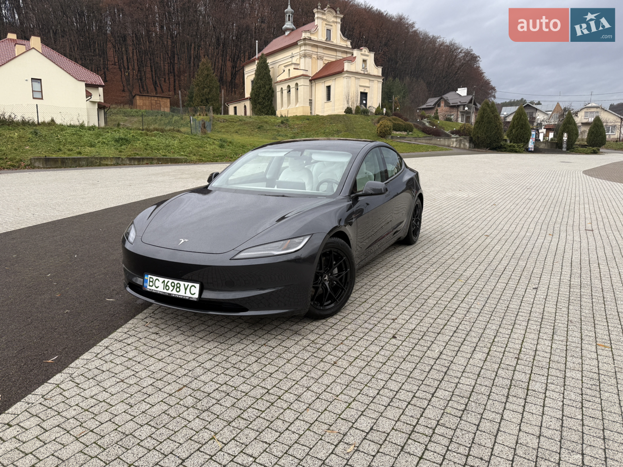 2024 Tesla Model 3 - фото 1