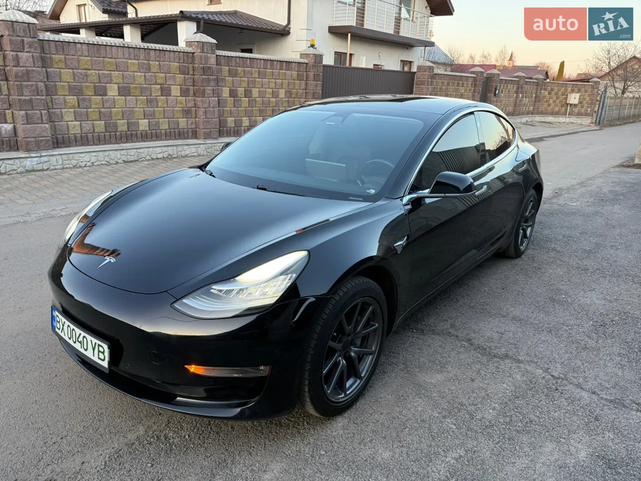 2019 Tesla Model 3 - фото 1