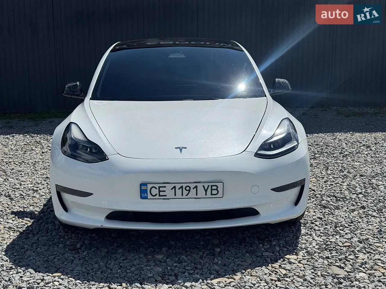 2023 Tesla Model 3 - фото 1