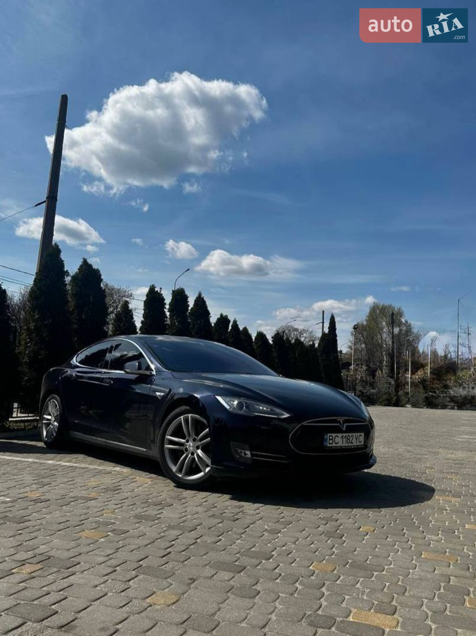 2015 Tesla Model S - фото 1