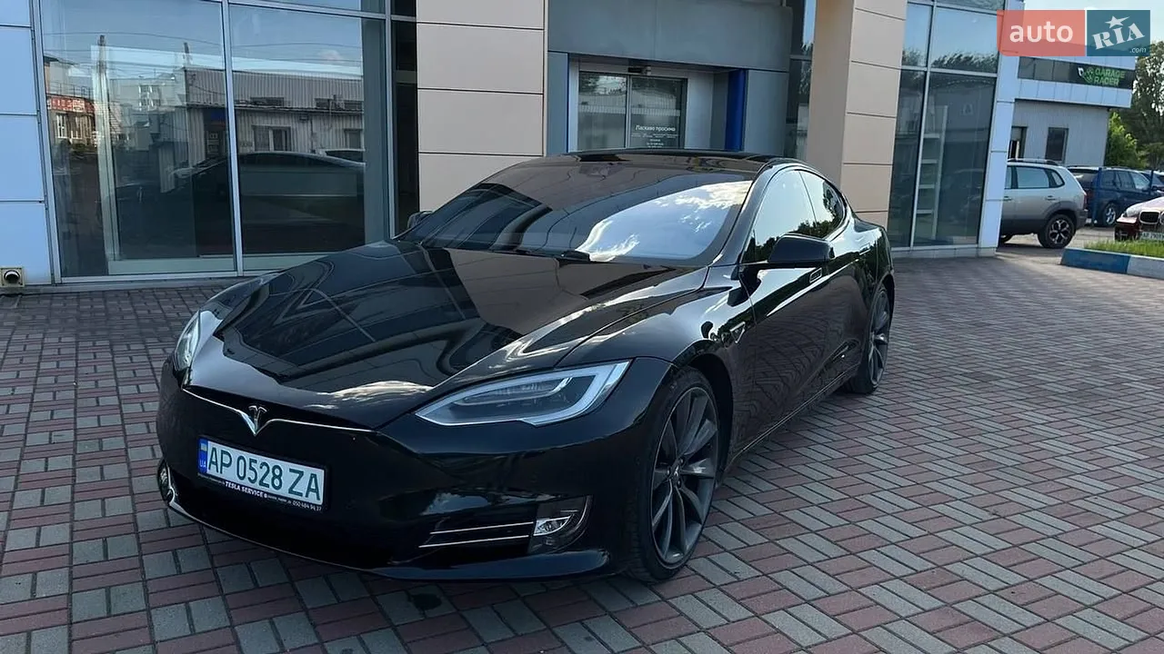 2016 Tesla Model S - фото 1