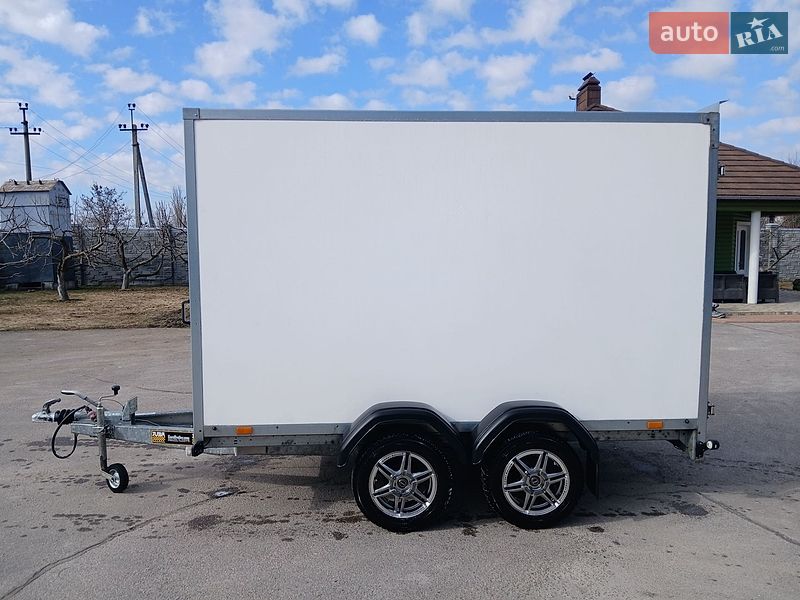 Thule Trailers