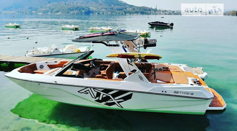 Катер Tige Boats X