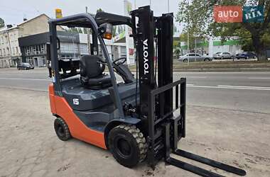 Toyota 02-8FGF15  2013