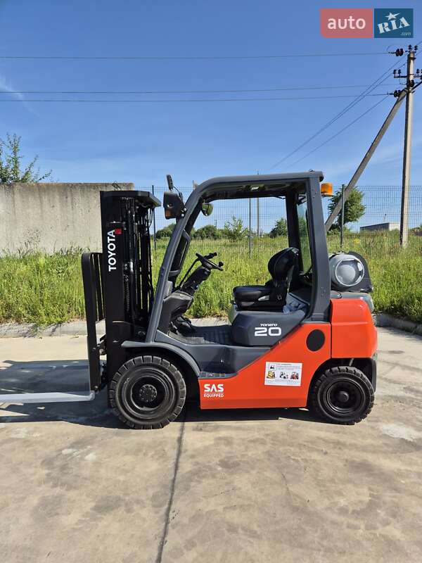 Toyota 02-8FGF20