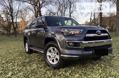 Toyota 4Runner  2017