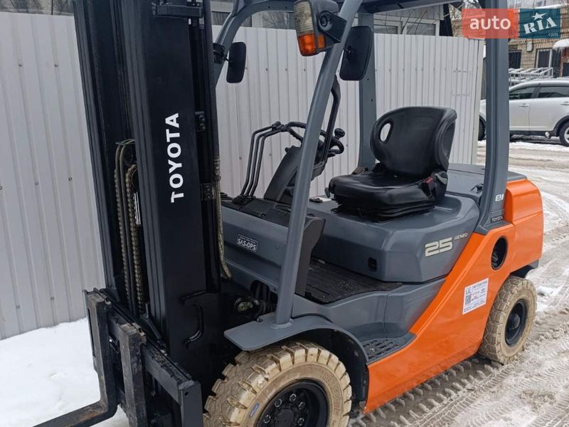 Toyota 8FDF-25