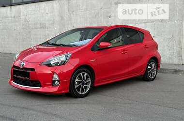 Toyota Aqua  2014