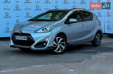 Toyota Aqua  2016