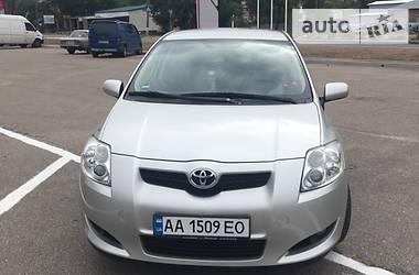 Toyota Auris  2007