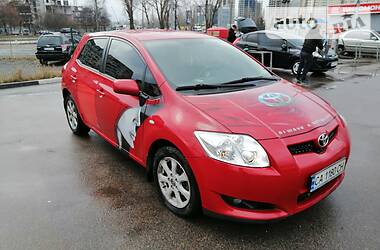 Toyota Auris  2007