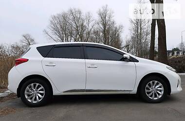 Toyota Auris 1.33 2013