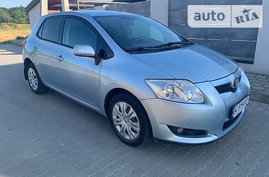 Toyota Auris  2008