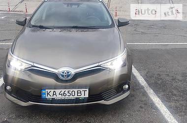 Toyota Auris  2016