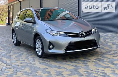 Toyota Auris  2013