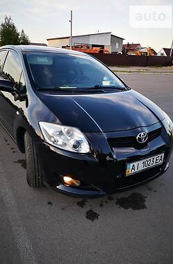 Toyota Auris  2008