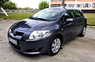 Toyota Auris  2008