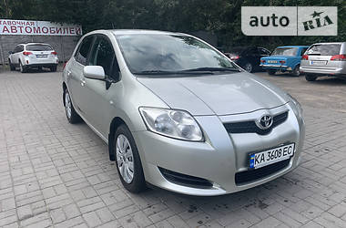 Toyota Auris  2007