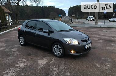 Toyota Auris  2007