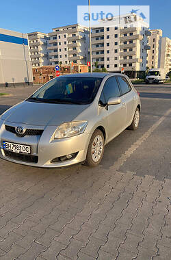 Toyota Auris  2007