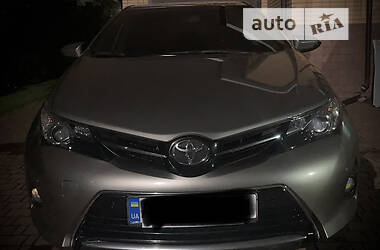 Toyota Auris  2013