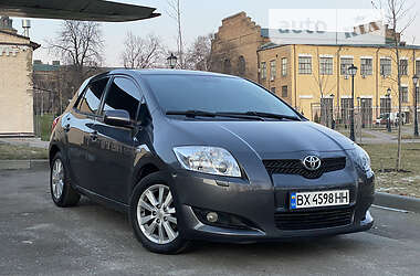 Toyota Auris  2008