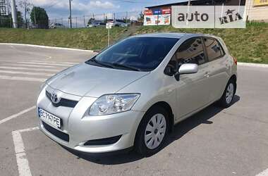 Toyota Auris  2008