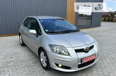 Toyota Auris  2007