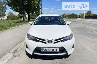 Toyota Auris  2013