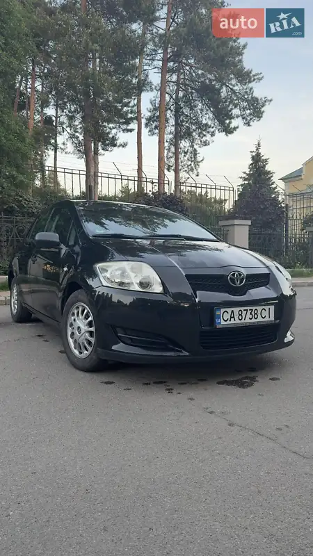 Toyota Auris 2009