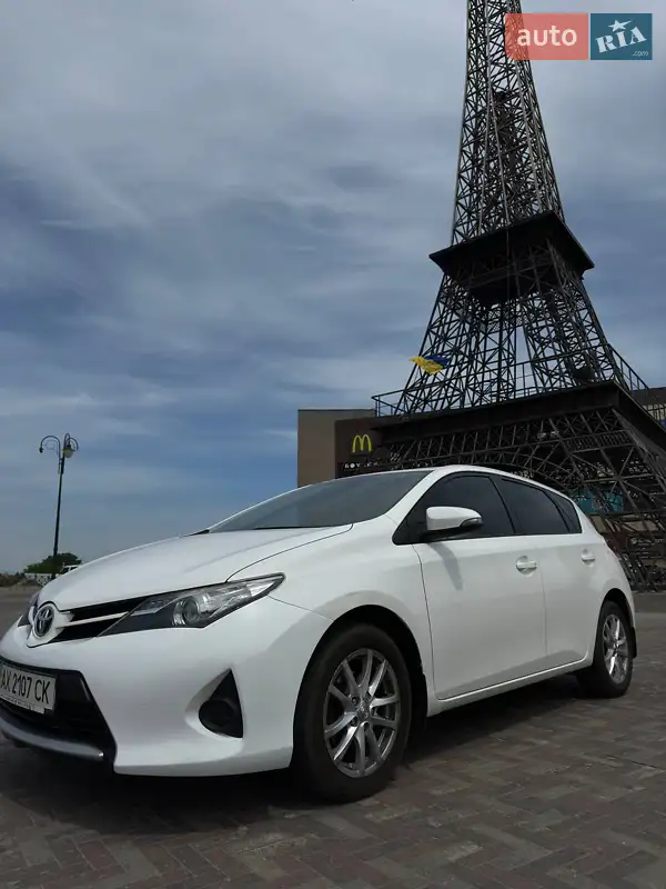Toyota Auris